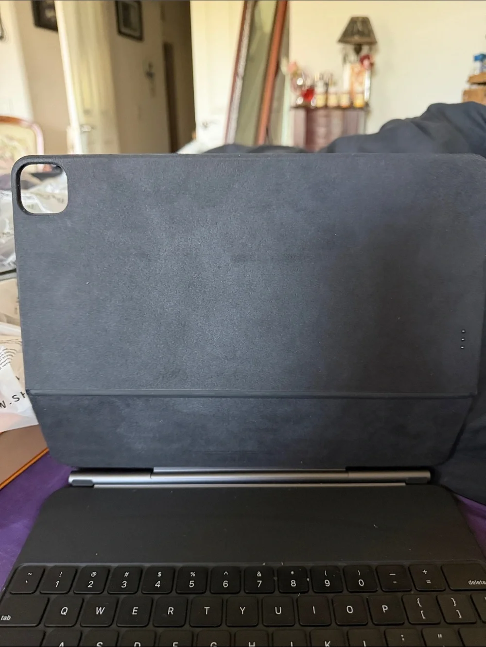 Apple Black Tablet Keyboard Case with Trackpad